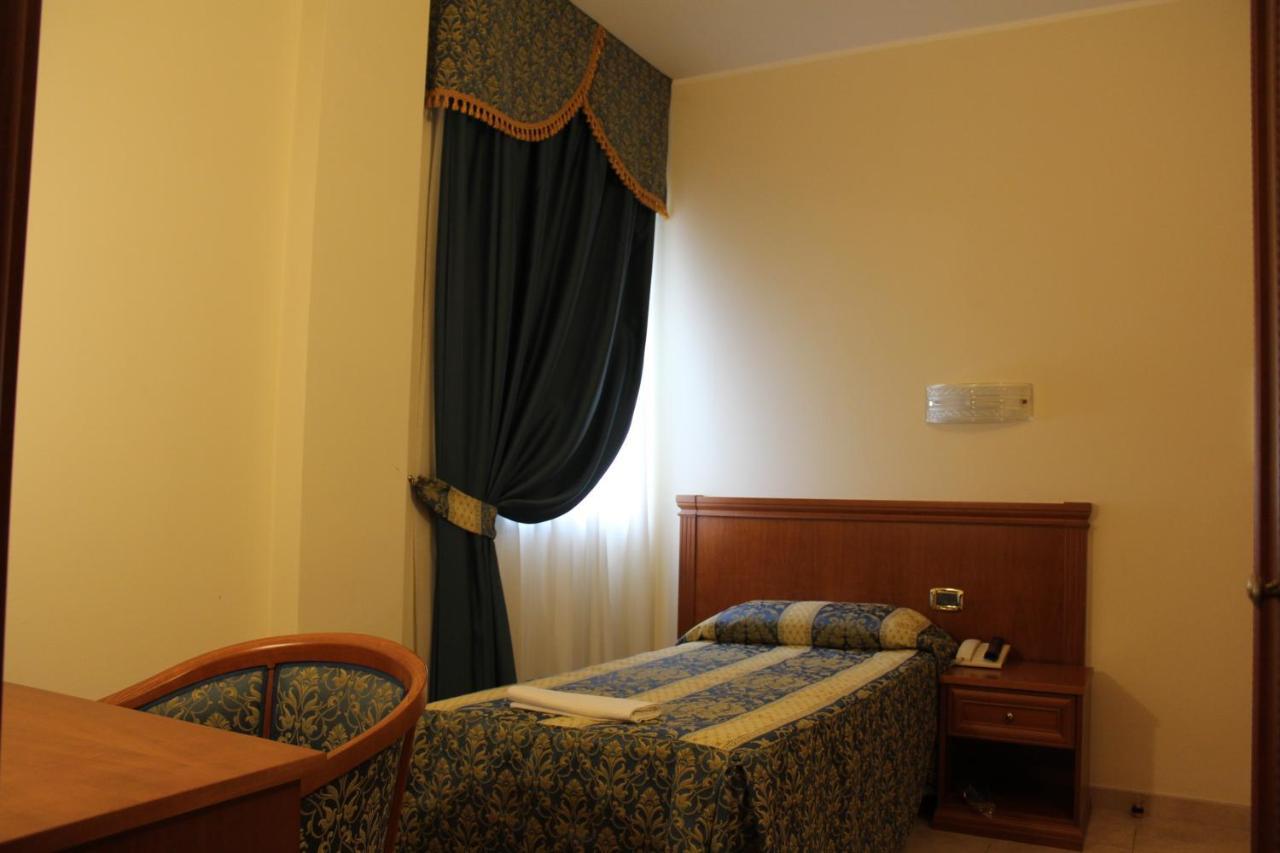 Hotel Concorde Sant'Egidio alla Vibrata Exteriér fotografie