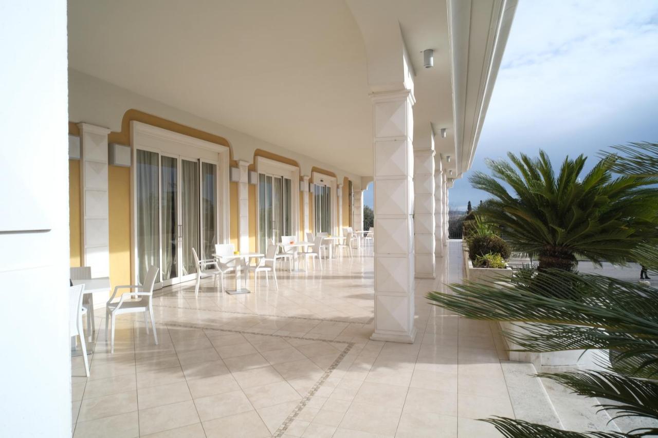 Hotel Concorde Sant'Egidio alla Vibrata Exteriér fotografie