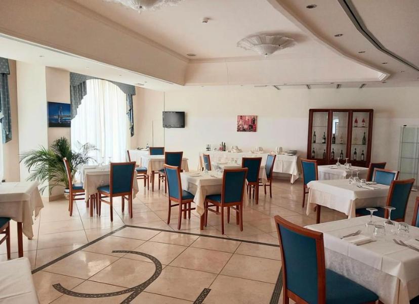 Hotel Concorde Sant'Egidio alla Vibrata Exteriér fotografie